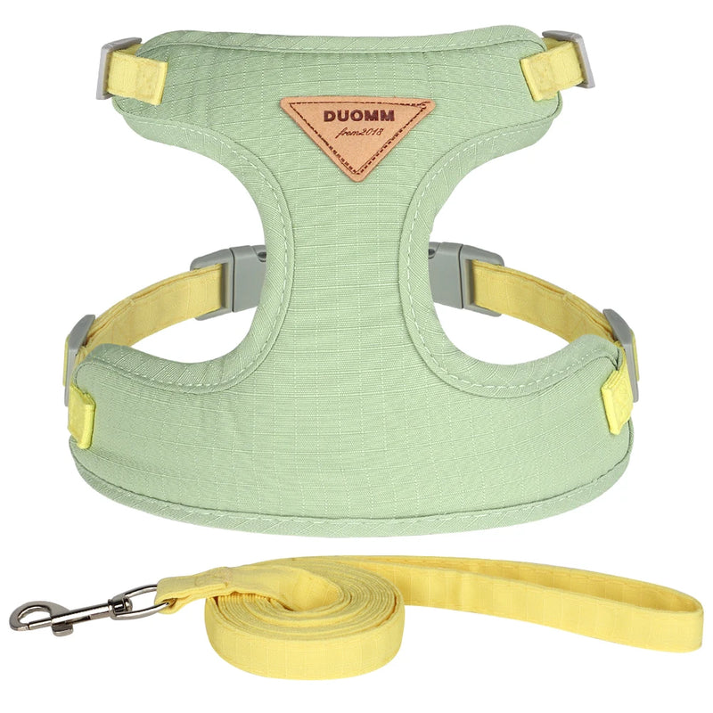 Conjunto de coleira de malha de nylon respirável para cães e gatos, tecido de camurça macia, colete para cachorros e gatos pequenos e médios